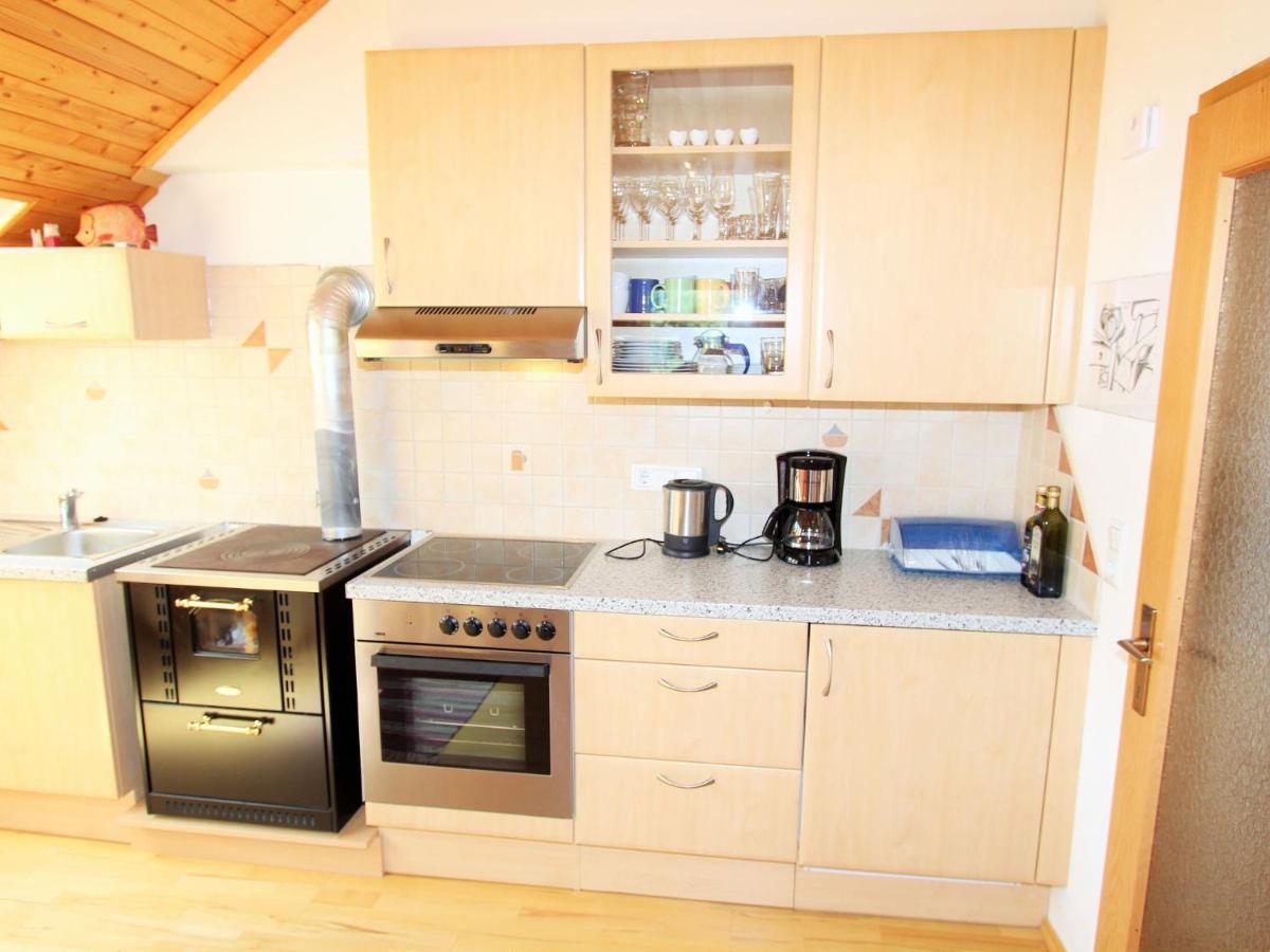 Cozy Apartment in K ttmannsdorf near Lake Wurdach Zewnętrze zdjęcie